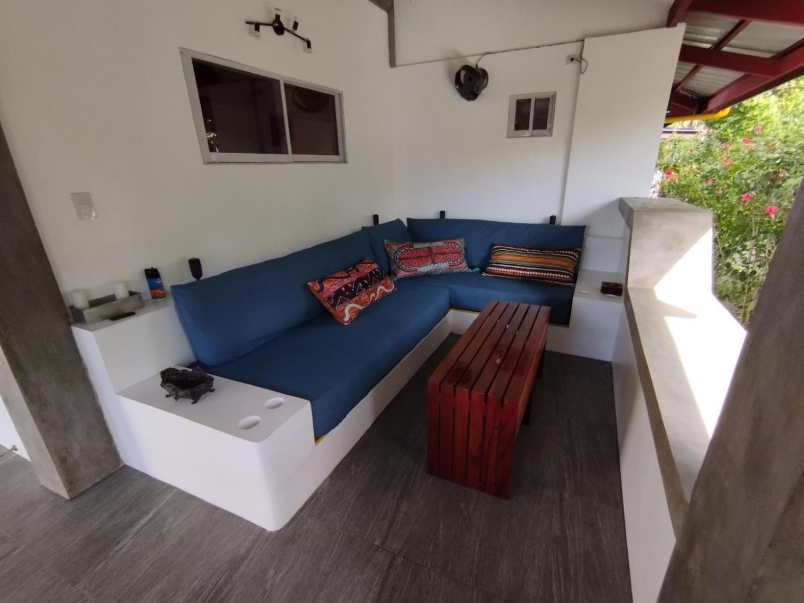 Somewhere Else Boutique Resort Mambajao Kültér fotó
