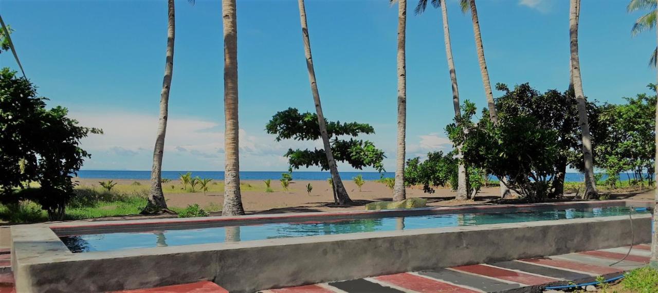 Somewhere Else Boutique Resort Mambajao Kültér fotó